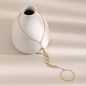 Bracelet À Maillons Pour Femme, En Acier Inoxydable, Imperméable, Avec Zircon, Forme Irrégulière Élégante Et Luxueuse (1 Pièce), Collection Luxe. h5 Image2
