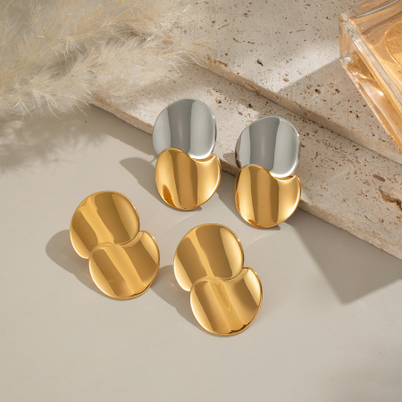 1 paire de boucles d'oreilles puces simples et élégantes pour femme, en acier inoxydable imperméable, de forme irrégulière.