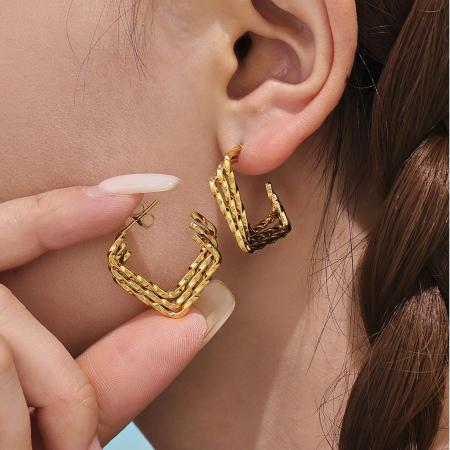 1 paire de boucles d'oreilles créoles minimalistes rectangulaires en acier inoxydable étanche couleur or pour femme