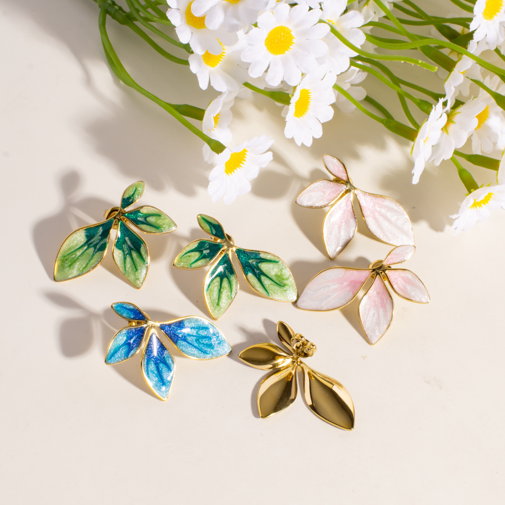 1 Paire De Boucles D'Oreilles Puces Pour Femme, Motif Floral Romantique, En Acier Inoxydable Étanche. Image4