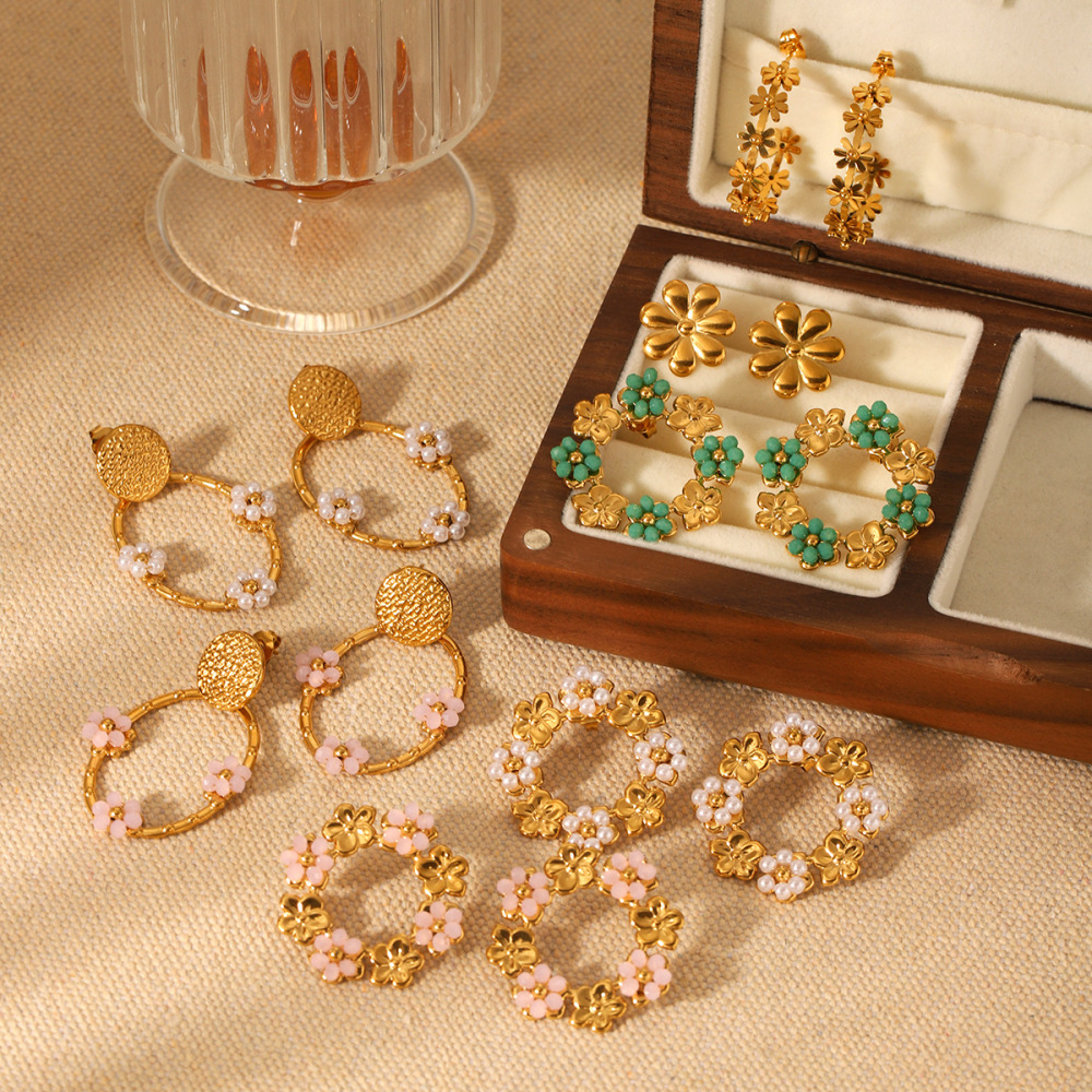 Boucles D'Oreilles Puces Pour Femmes, Motif Floral Simple Du Quotidien, En Acier Inoxydable Étanche, Couleur Or. Image5