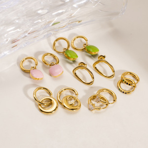 1 Paire De Boucles D'Oreilles Créoles Élégantes Et Imperméables En Acier Inoxydable Uni De La Collection Simple Series Pour Femmes h5 Image3