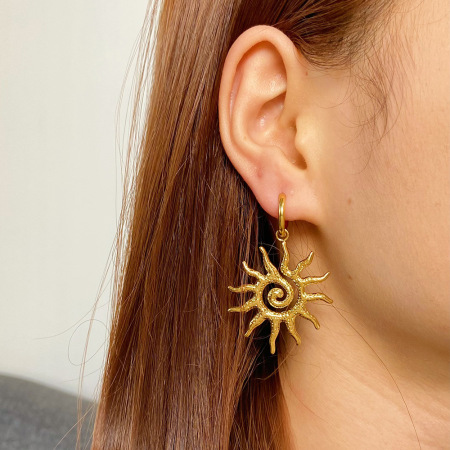 1 paire de boucles d'oreilles pendantes rétro soleil/lune en acier inoxydable étanches, collection classique