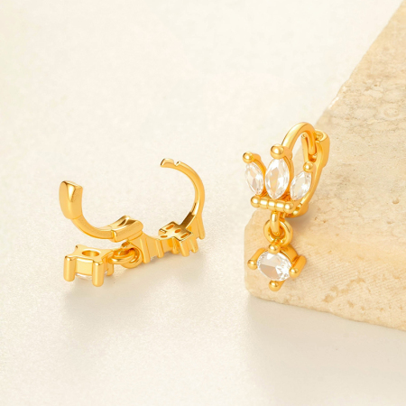 Boucle d'oreille piercing papillon en cuivre doré et zircon 2