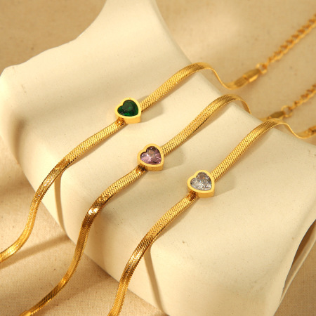 1 paire de bracelets classiques romantiques en forme de cœur, en acier inoxydable et étanches.