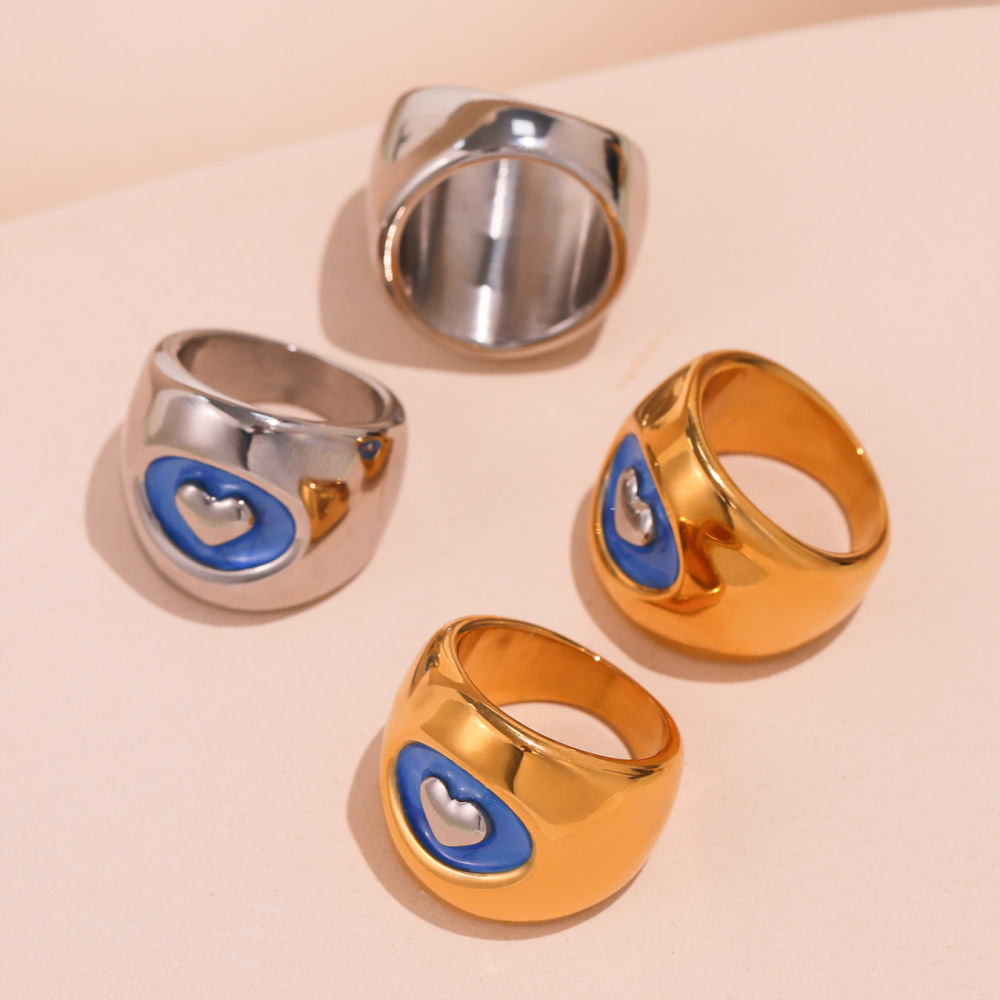 Bague Chevalière Classique En Forme De Cœur, En Acier Inoxydable Étanche, Couleur Or (1 Pièce) Image4