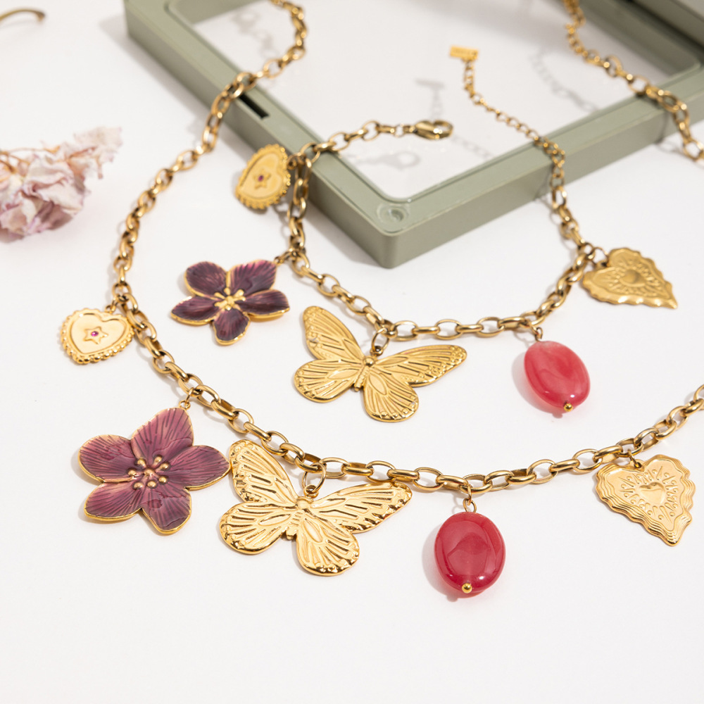 Collier Pendentif Femme En Acier Inoxydable Étanche Couleur Or, Orné D'Une Douce Fleur Et D'Un Papillon (1 Pièce) Image4
