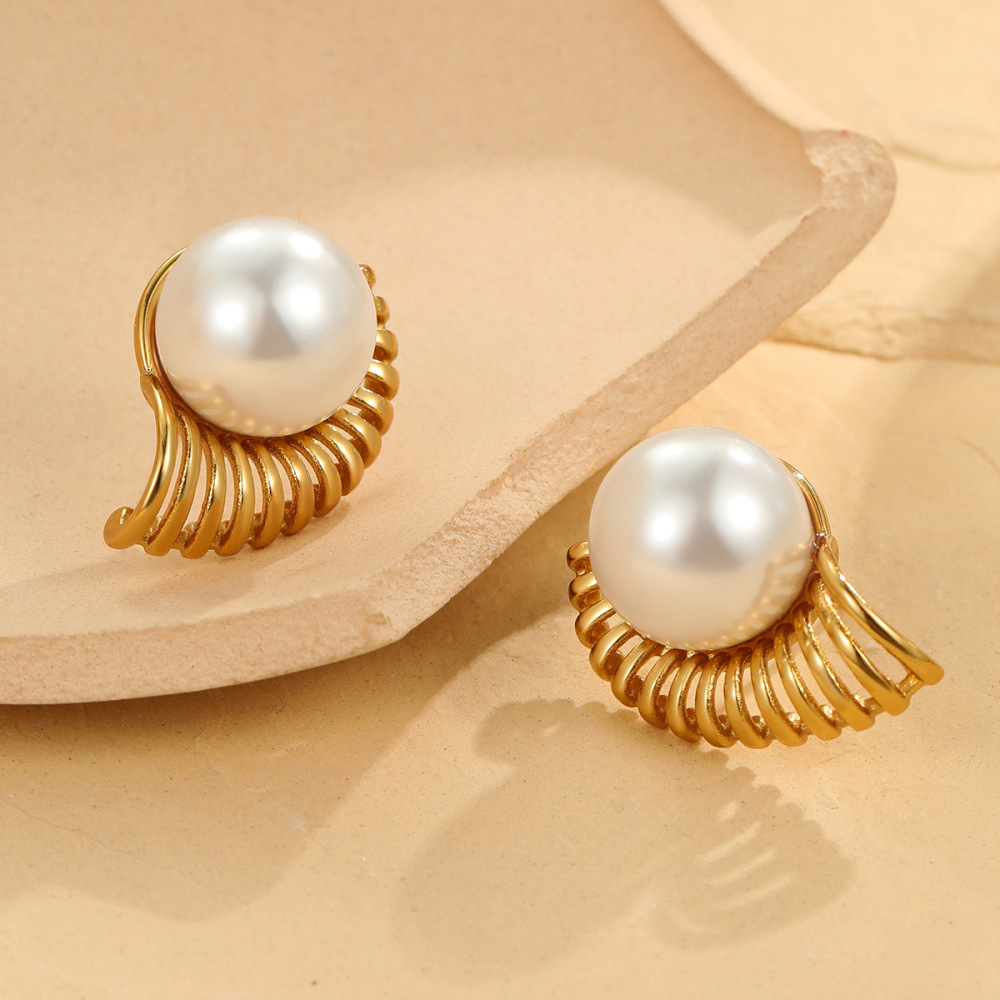 1 Paire De Boucles D'Oreilles Élégantes En Acier Inoxydable Étanche Couleur Or Avec Perles Artificielles Image3
