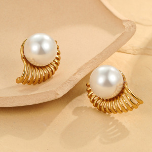 1 Paire De Boucles D'Oreilles Élégantes En Acier Inoxydable Étanche Couleur Or Avec Perles Artificielles h5 Image3