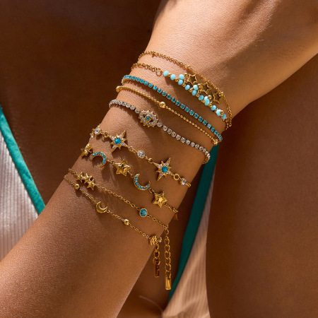 Bracelet à breloques élégant en acier inoxydable doré, imperméable, avec étoile (1 pièce)