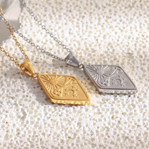 Collier Pendentif Femme Étanche En Acier Inoxydable Daily Sun, Collection Simple Series (1 Pièce) h5 Image4