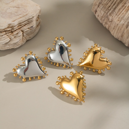 1 paire de boucles d'oreilles puces romantiques et élégantes en forme de cœur, en acier inoxydable étanche, couleur or, pour femme.