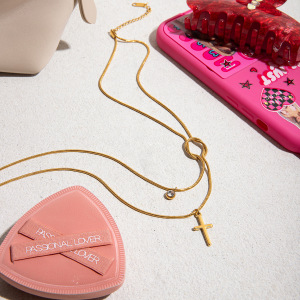 Collier Classique À Plusieurs Rangs En Acier Inoxydable Doré, Étanche, Avec Croix (1 Pièce) h5 Image6