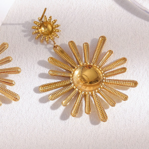 Boucles D'Oreilles Pendantes Pour Femme, En Acier Inoxydable Doré, Imperméables, En Forme De Soleil (1 Paire). h5 Image4