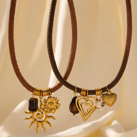 Collier pendentif cœur soleil en acier inoxydable étanche couleur or (1 pièce)