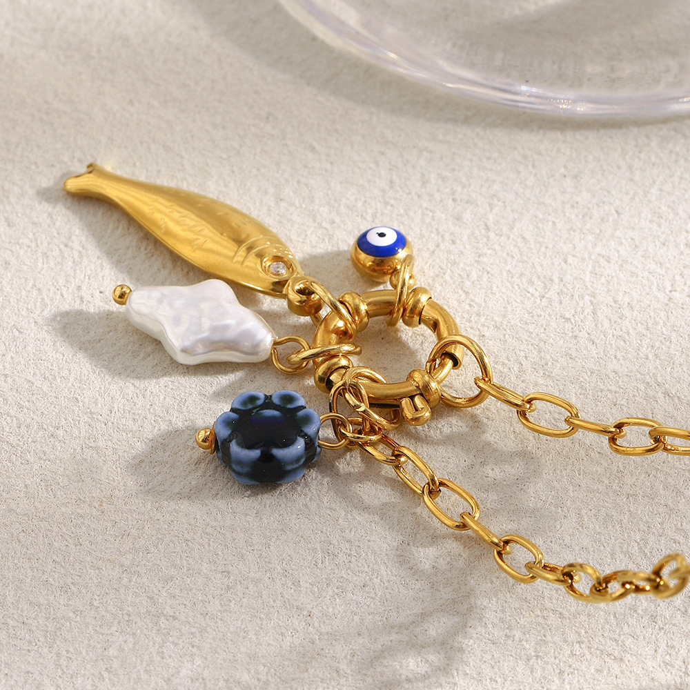 Collier Pendentif Femme En Acier Inoxydable Doré, Motif Poisson Fantaisie (1 Pièce) Image5