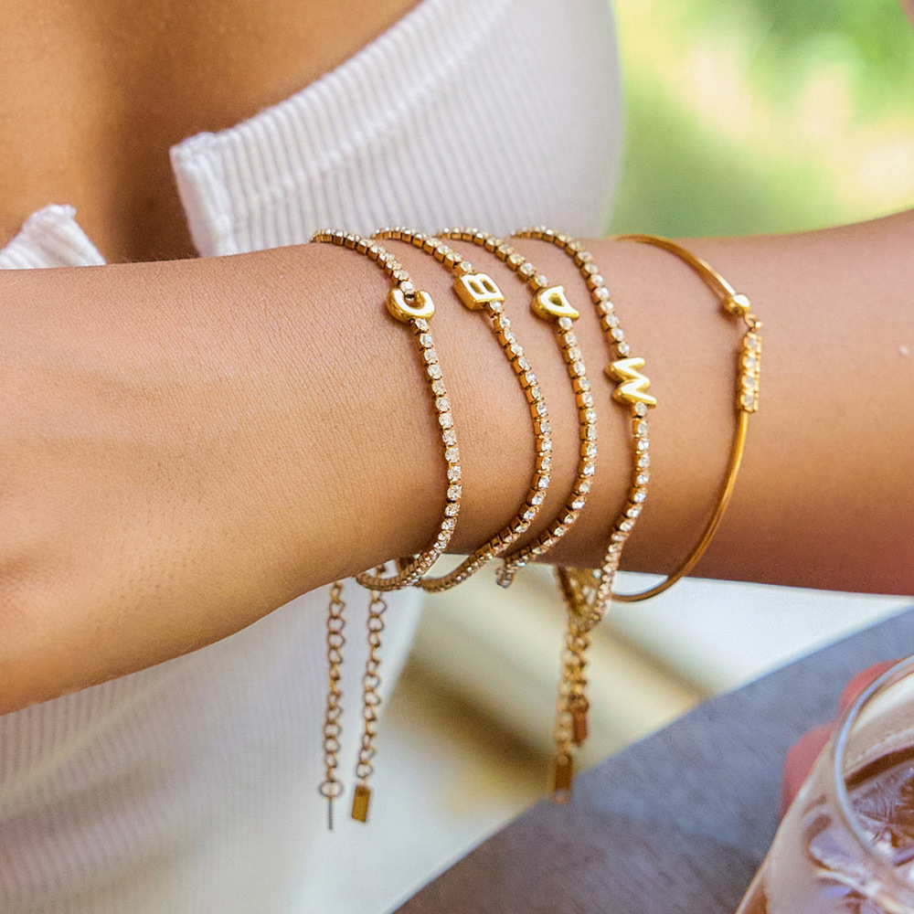 Bracelet Chaîne Femme Simple Series En Acier Inoxydable, Couleur Or, Avec Motif Cœur (1 Pièce). h5Image4