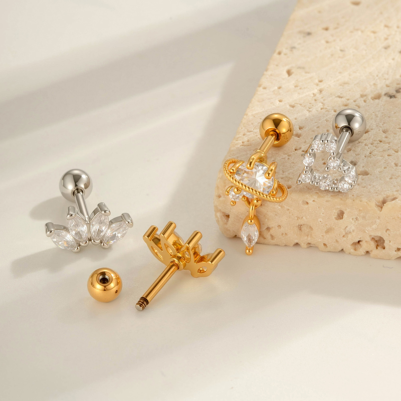 Boucle D'Oreille Piercing En Forme De Cœur Et De Papillon En Cuivre Et Zircon Couleur Or h5Image3