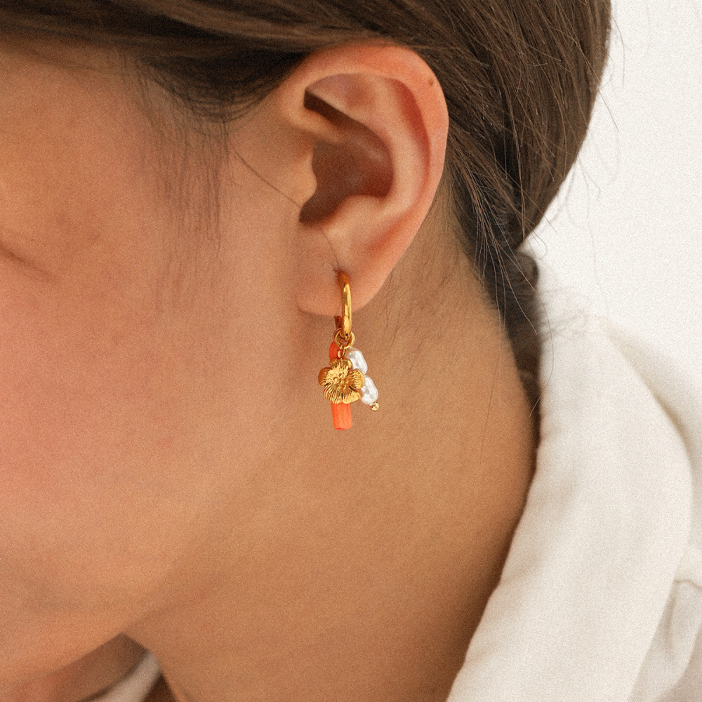 1 Paire De Boucles D'Oreilles À Perles Dorées En Acier Inoxydable Étanche, En Forme De Fleur Image5