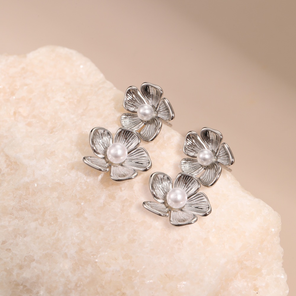 1 Paire De Boucles D'Oreilles Pendantes Élégantes Et Luxueuses En Acier Inoxydable Imperméable, Ornées D'Un Nœud Papillon Fleuri. Image4