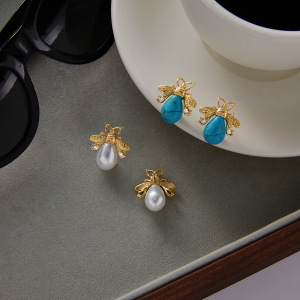 1 Paire De Boucles D'Oreilles Puces Chics En Acier Inoxydable Doré, Imperméables, Avec Pierre Naturelle Et Zircon, Motif Insectes. h5 Image6