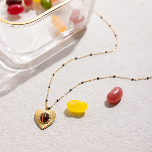 Collier Pendentif Femme Classique En Forme De Cœur, En Acier Inoxydable Étanche, Couleur Or, Avec Pierre Naturelle (1 Pièce) h5 Image5