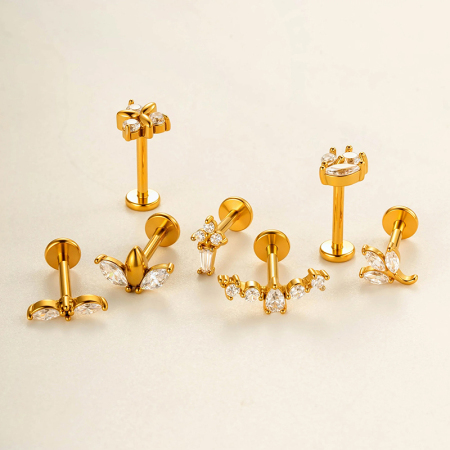 Boucle d'oreille piercing en forme de feuille, en acier inoxydable, étanche, couleur or, avec zircon.