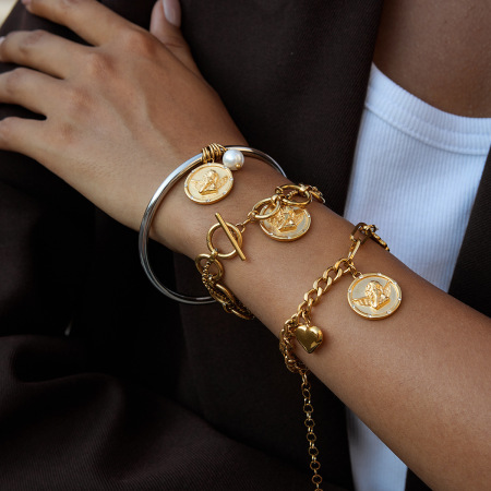Bracelet à breloques pour femme Dazzling Angel en acier inoxydable étanche couleur or (1 pièce) 2