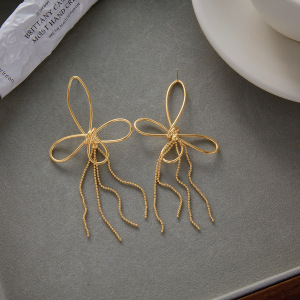 1 Paire De Magnifiques Boucles D'Oreilles Pendantes Pour Femme, En Acier Inoxydable Doré, Avec Nœud Papillon Et Pompon. h5 Image4