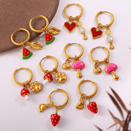 1 paire de boucles d'oreilles pendantes en acier inoxydable doré, étanches, en forme de fruits