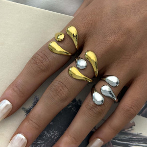 Bague Tendance Simple Et Élégante Au Quotidien, En Acier Inoxydable Doré, De Forme Irrégulière Et Imperméable. h5 Image6