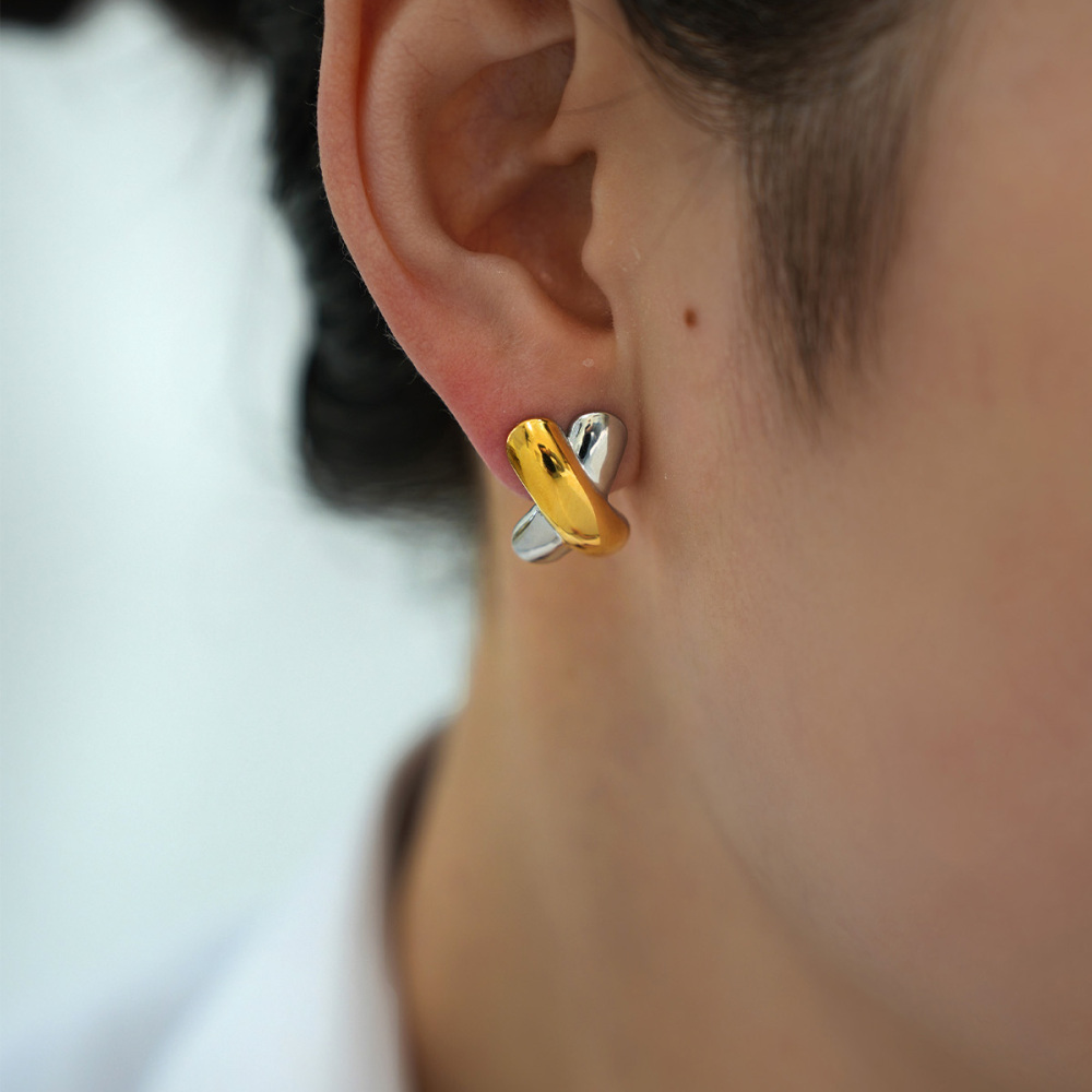 Boucles D'Oreilles Puces Pour Femme, Collection Simple Series Daily Patchwork, En Acier Inoxydable Étanche, Couleur Or (1 Pièce). Image5