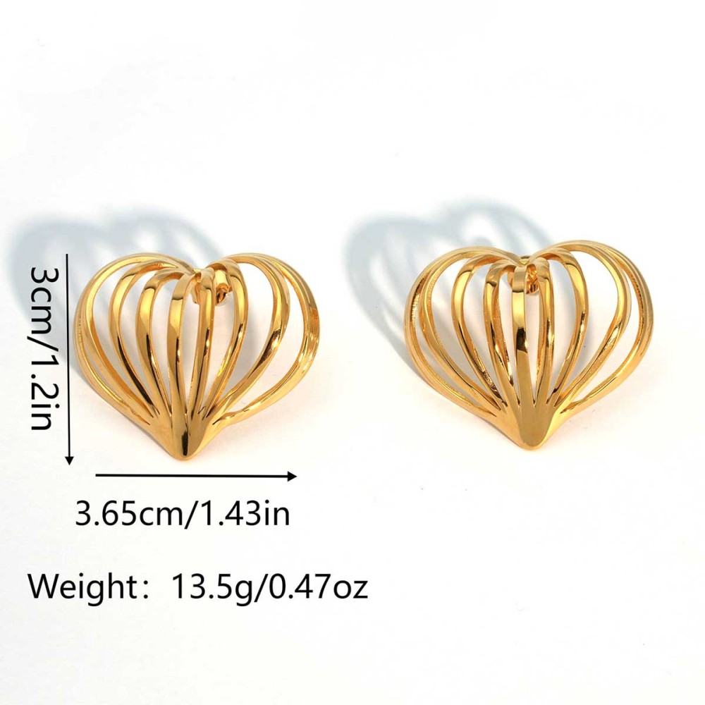 Boucles D'Oreilles Puces Pour Femme, En Acier Inoxydable Doré, Imperméables, En Forme De Cœur, Simples Et Décontractées (1 Paire). 