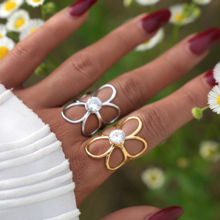 Bague femme simple, collection Daily Flower, en acier inoxydable étanche (1 pièce).