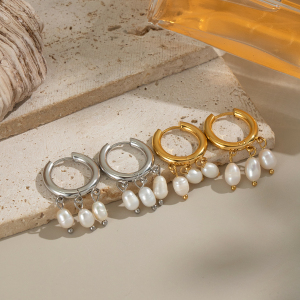 1 Paire De Boucles D'Oreilles Élégantes À Pompon En Acier Inoxydable Étanche Couleur Or Avec Perles Pendantes h5 Image2