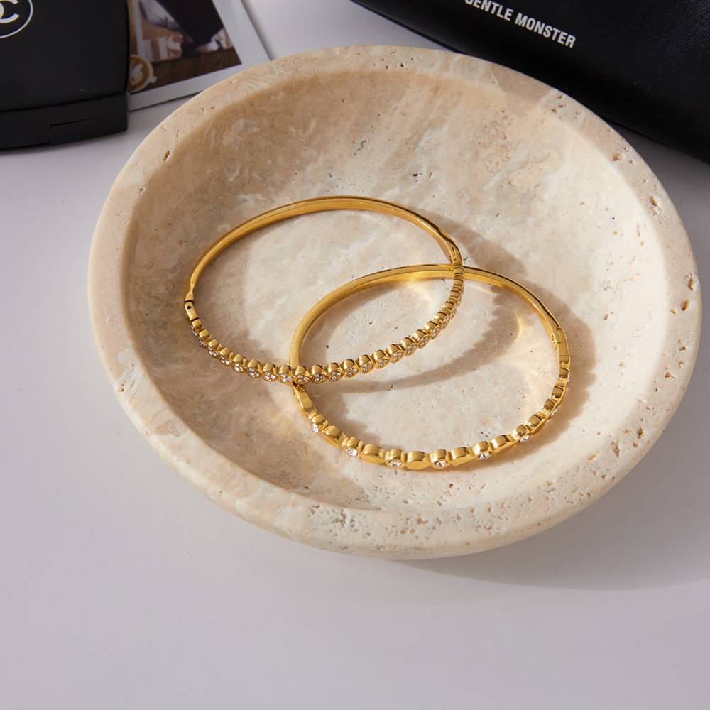 Bracelet Jonc Élégant En Acier Inoxydable, Couleur Or, Avec Pendentif Cœur Et Goutte D'Eau (1 Pièce) Image6