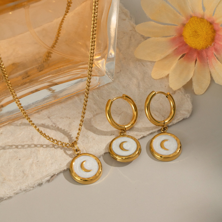 Ensemble collier et pendentif lune élégante en acier inoxydable étanche couleur or de la série classique
