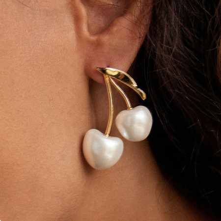1 paire de boucles d'oreilles puces glamour en acier inoxydable doré, imperméables, couleur cerise.