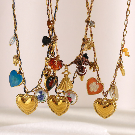 Collier pendentif femme luxueux rétro en acier inoxydable étanche avec nœud papillon et cœur (1 pièce)