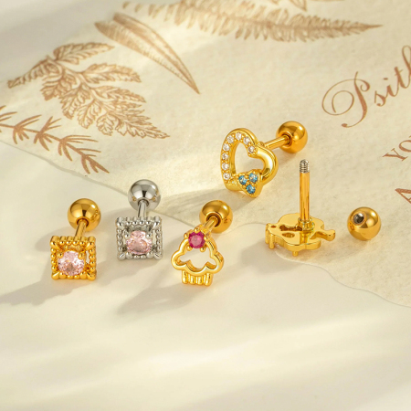 Boucle d'oreille piercing en forme de cœur en cuivre doré et zircon 2