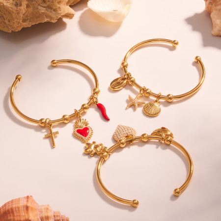 Bracelet manchette sophistiqué en acier inoxydable, étanche, couleur or, orné d'un zircon et d'un cœur (1 pièce). 2