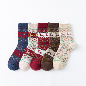 Coffret Cadeau De Noël Avec Jolies Chaussettes Mi-Mollet Pour Femme h5 Image3