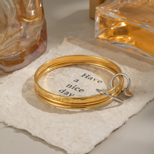 Bracelet Jonc En Acier Inoxydable Étanche, Couleurs Assorties, Avec Boucle En Forme De Cœur (1 Pièce). h5 Image3