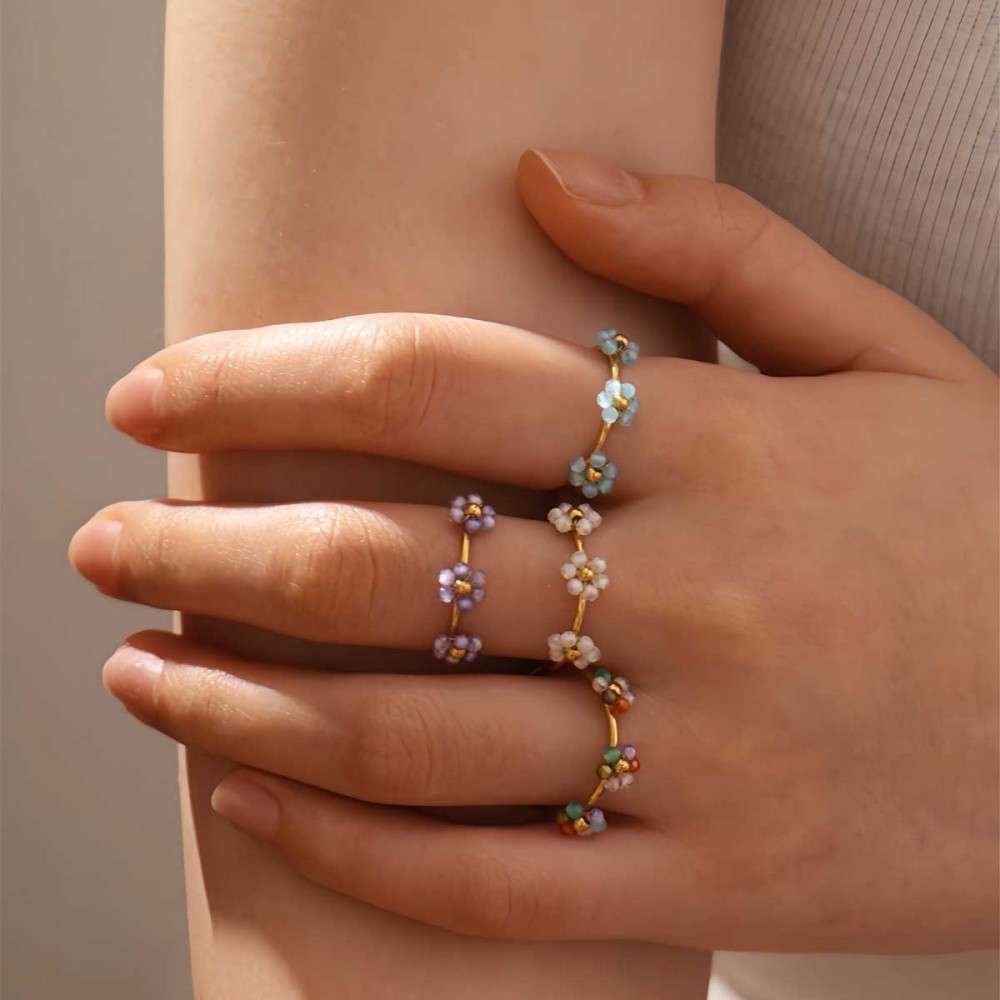 Bague Tendance Décontractée Pour Femme, En Acier Inoxydable Doré, Imperméable, Ornée D'Une Fleur (1 Pièce). Image4
