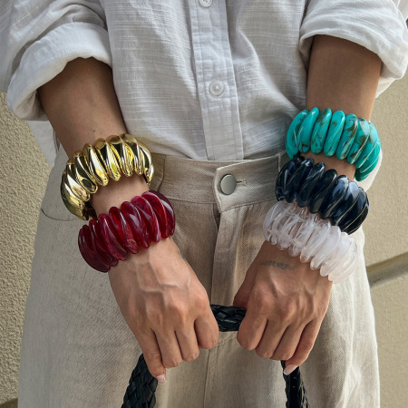 Bracelet jonc rétro en résine de forme irrégulière, 1 pièce