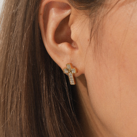 1 paire de boucles d'oreilles à tige en acier inoxydable et zircon pour femme