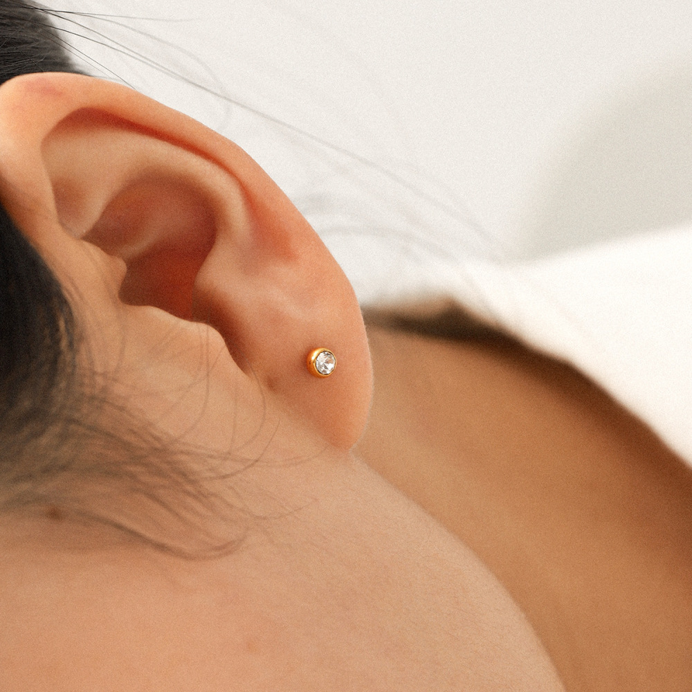 1 Paire De Boucles D'Oreilles Puces Daily Flower En Acier Inoxydable Étanche Couleur Or Avec Zircon Pour Femme Image4