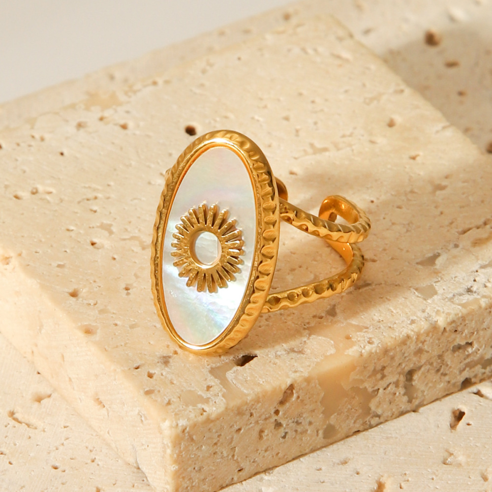 Bague Tendance En Acier Inoxydable Doré, Forme Soleil (1 Pièce), Étanche, Avec Coquillage. Image4