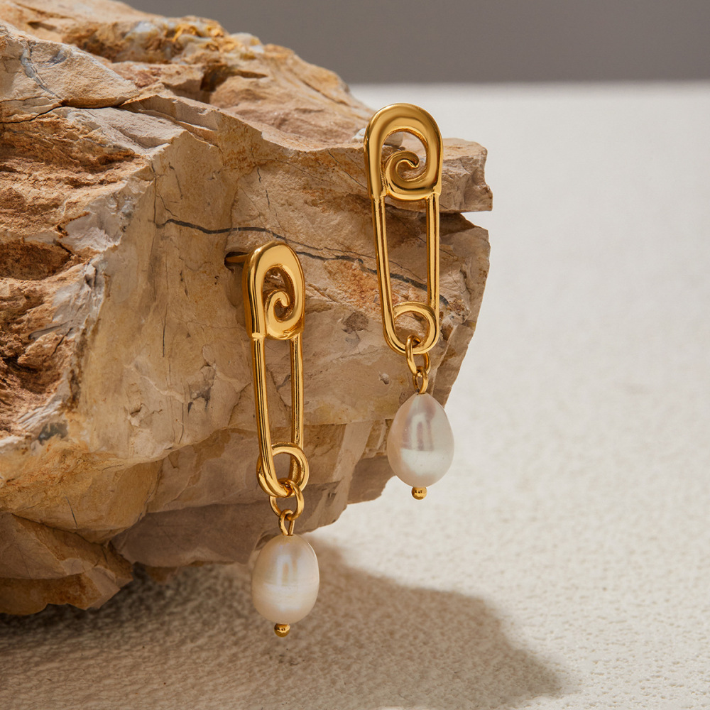 Boucles D'Oreilles Pendantes Pour Femme, Style Trombone Classique, En Acier Inoxydable Étanche, Couleur Or (1 Paire). Image6