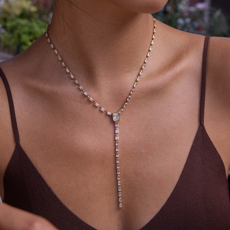 Collier pendentif femme en acier inoxydable doré, orné d'un zircon, de forme rectangulaire exquise et étanche (1 pièce) 2